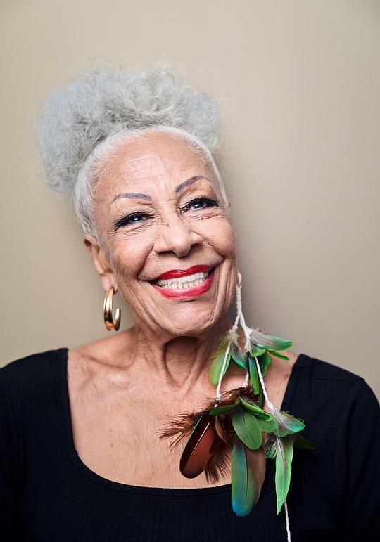 米丽娅姆·索卡拉斯 Miriam Socarras照片