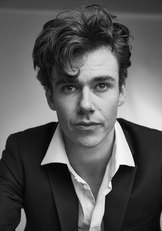 RJ·西格顿 RJ Higton照片