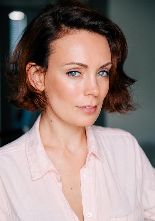 凯特·艾略特 Kate Elliott照片