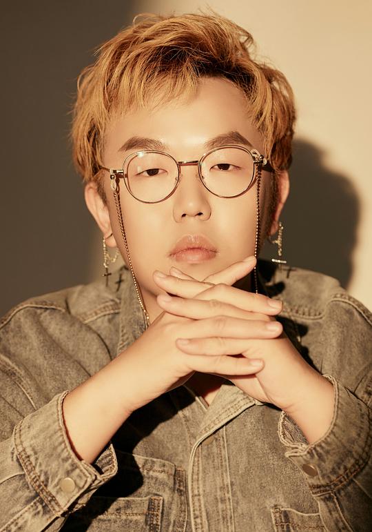 李思奇 Pere Lee照片