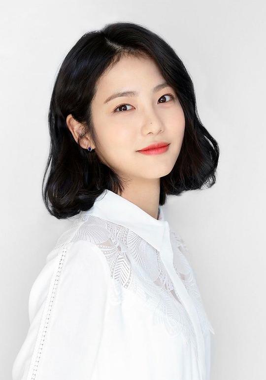 辛睿恩 Ye-eun Shin照片