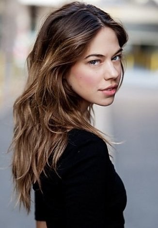 里奥·蒂普顿 Lio Tipton照片