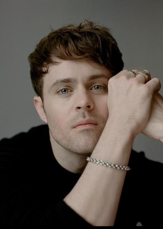 乔伊·巴泰 Joey Batey照片