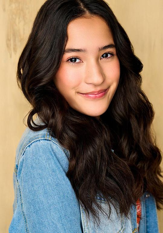 林德·萨顿 Linder Sutton照片