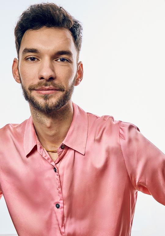 阿多尼斯·坦察 Adonis Tanta照片