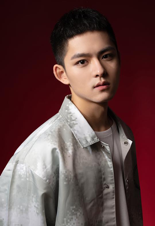 邓志浩 Zhihao Deng照片