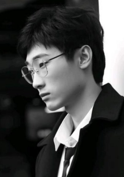 柳真颜 Zhenyan Liu照片