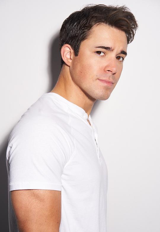 斯宾塞·沃森 Spencer Watson照片