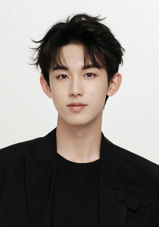 郭俊辰 Junchen Guo照片