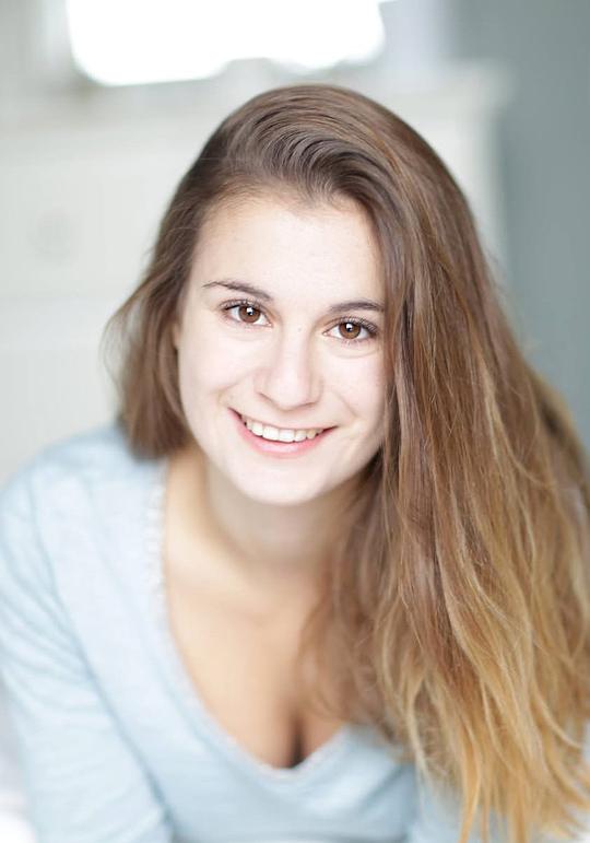 伊娃·金加罗 Eva Zingaro照片