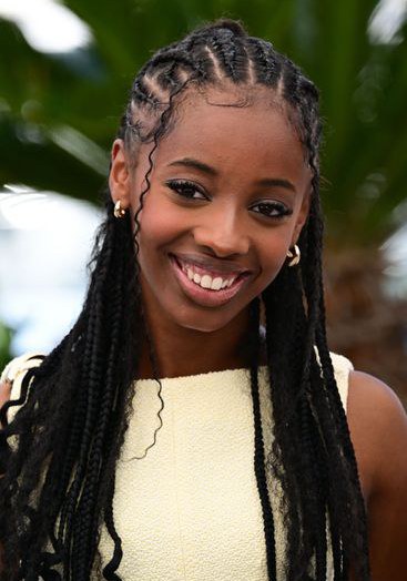 露西·劳瑞尔 Lucie Laruelle照片