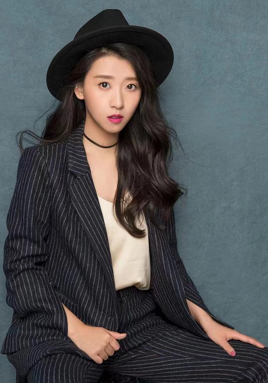 尹菲 Fei Yin照片