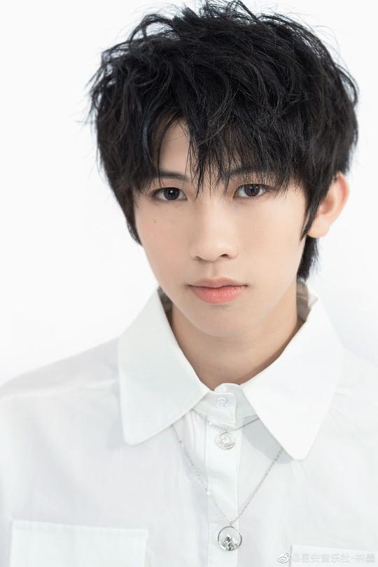 林墨 Qilin Huang照片