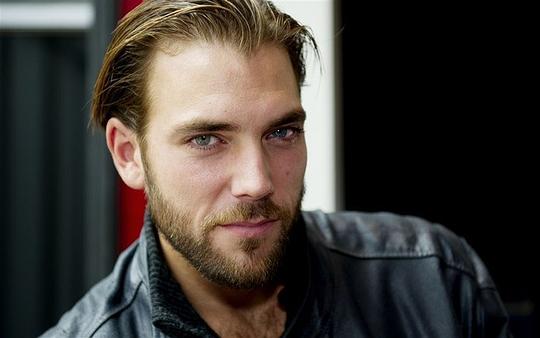 马德奥·范·德·格里恩 Matteo van der Grijn照片