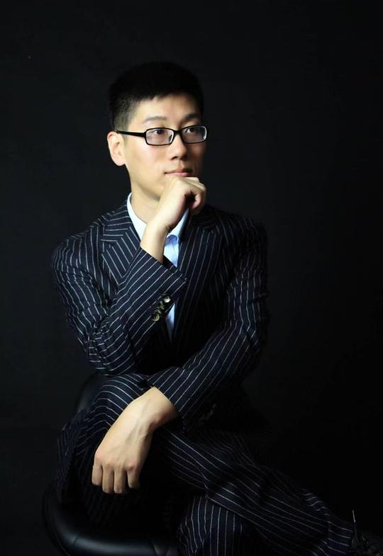 张亚 Zhang Ya照片