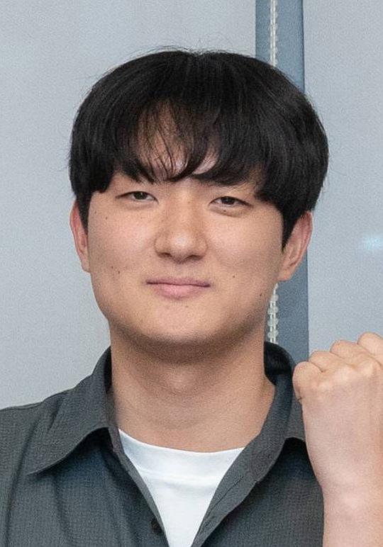 孙栋完 Son Dong-wan照片