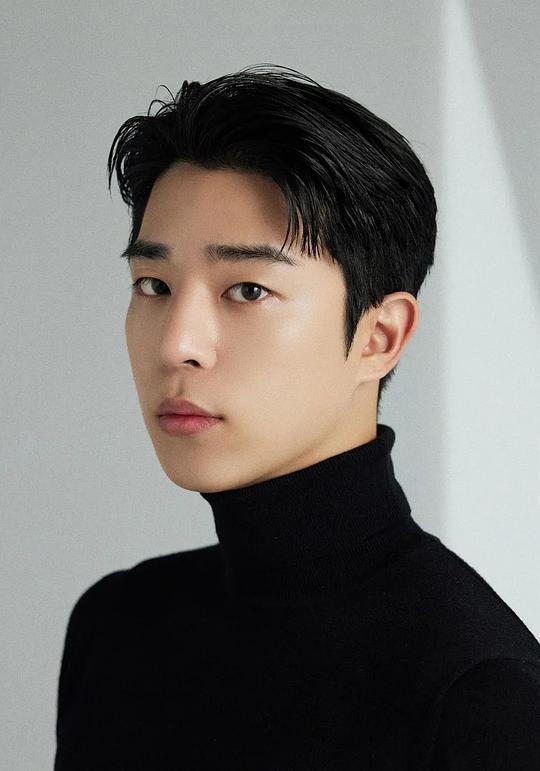 李赞炯 Lee Chan-Hyeong照片