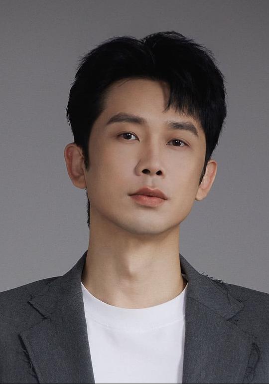 刘思维 Siwei Liu照片