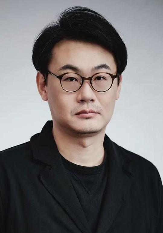 王通 Tong Wang照片