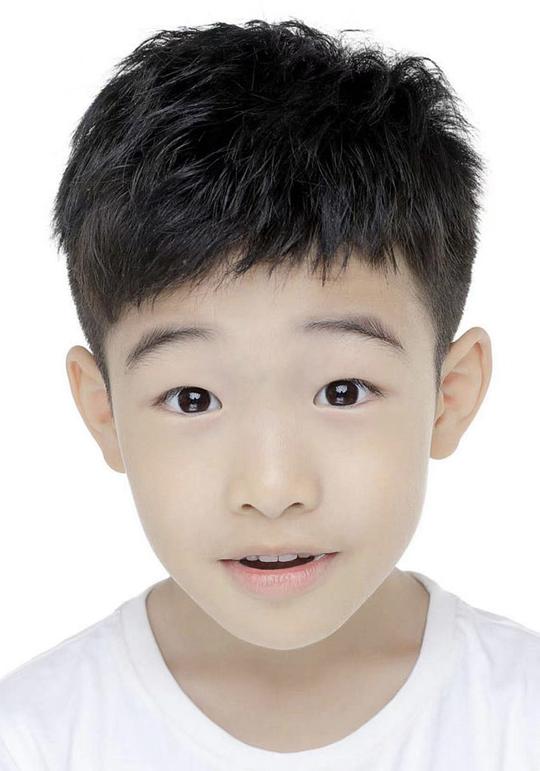 章皓添 Haotian Zhang照片