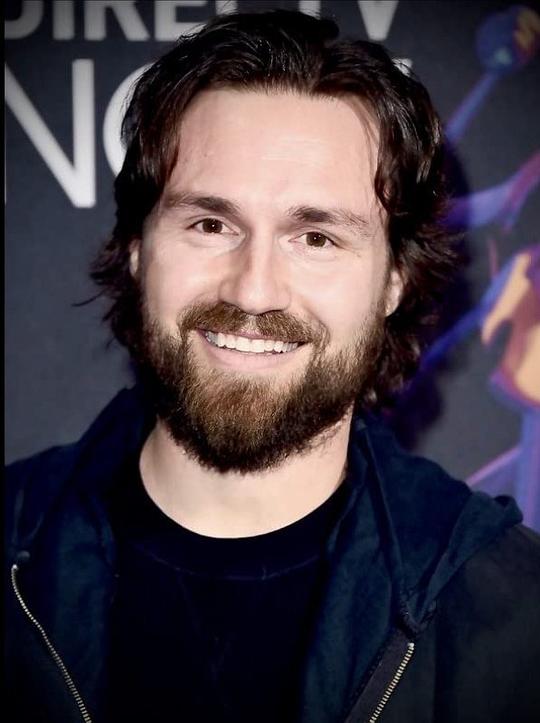 马歇尔·库克 Marshall Cook照片