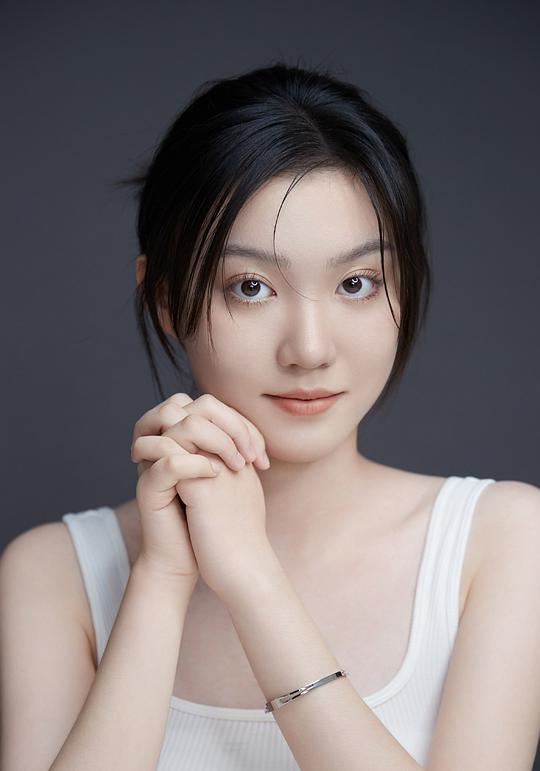 常笑笑 Xiaoxiao Chang照片