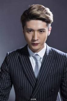 田理 Li Tian照片