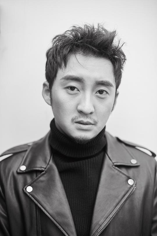 唐鑫 Simpson Tang照片