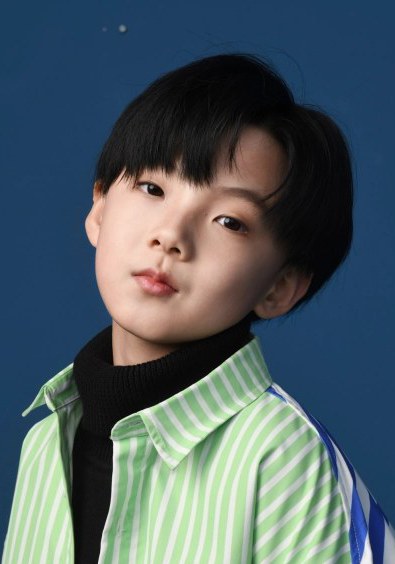 罗伟宸 Weichen Luo照片