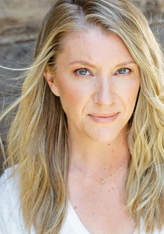 埃米·舒马赫 Amy Schumacher照片