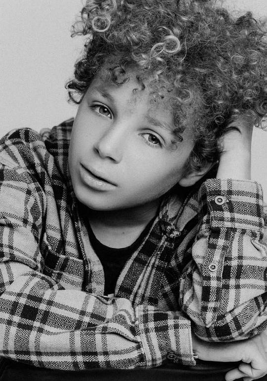 亚罗·特纳 Arlo Turner照片