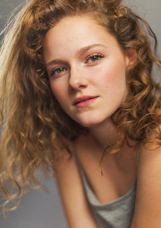 莱恩·安塞尔 Line Ancel照片