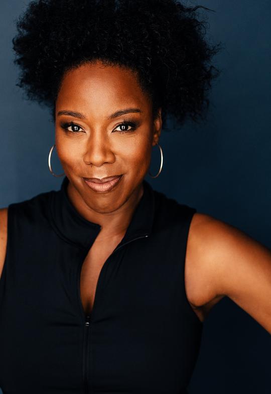 妮娅·波蔓 Nya Bowman照片