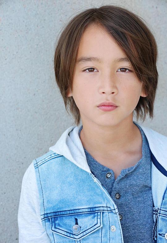 尤马·费德曼 Yuma Feldman照片