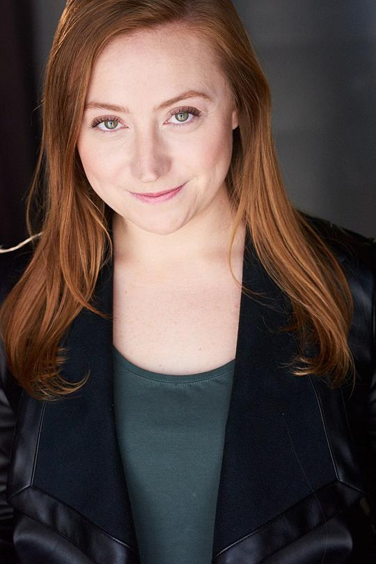 黛德利·麦克科特 Deirdre McCourt照片