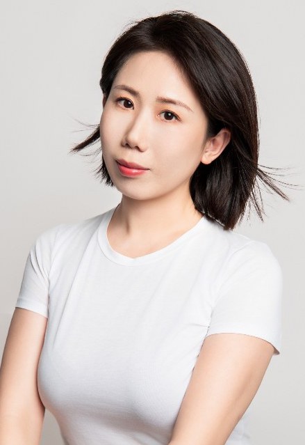 于秋石 Qiushi Yu照片