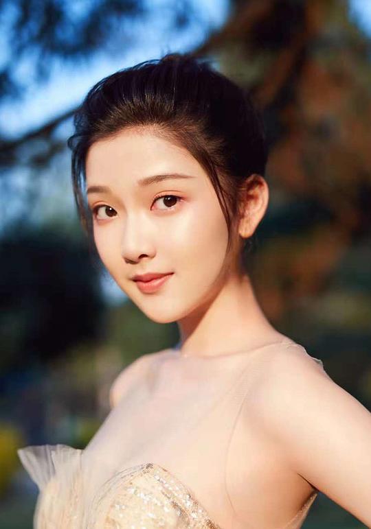 黄佳容 Jiarong Huang照片