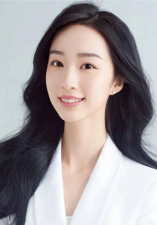 沈倩 Qian Shen照片