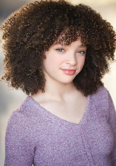 汉娜·洛夫·拉尼尔 Hannah Love Lanier照片