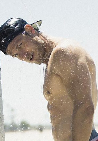 特拉维斯·范·文克 Travis Van Winkle照片