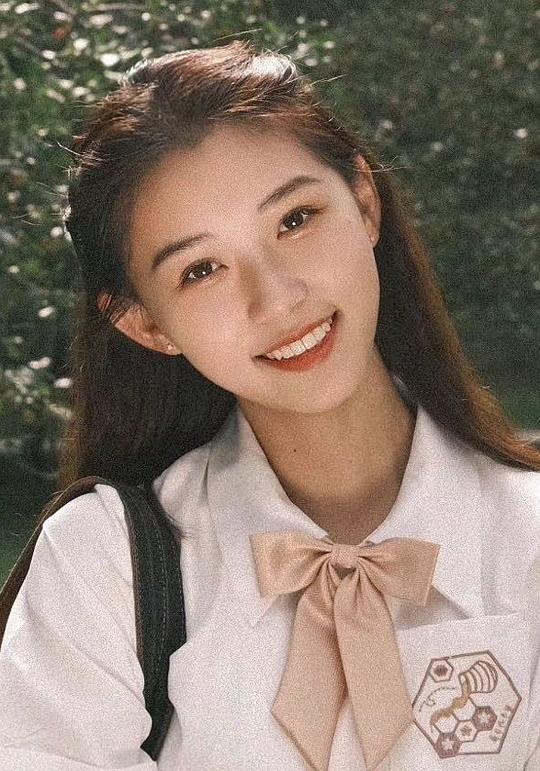 程雅昭 Yazhao Cheng照片