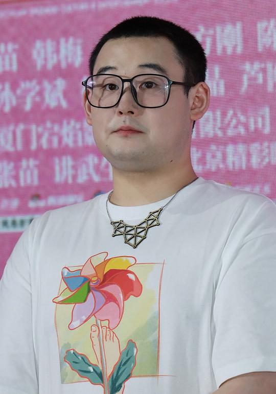 王尔多 Erduo Wang照片