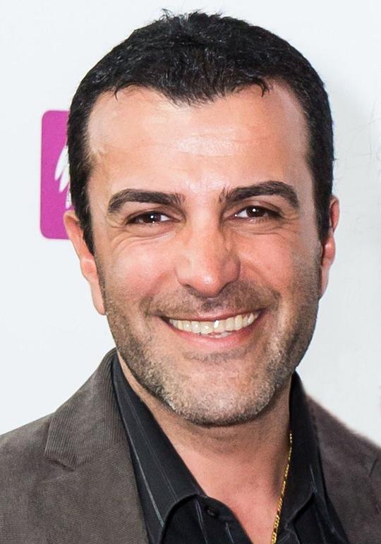 罗伯特·拉比亚 Robert Rabiah照片