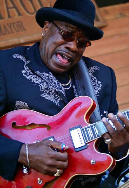 比格·比尔·莫根菲尔德 Big Bill Morganfield照片