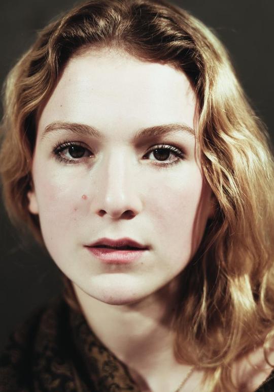 伊莎贝拉·费雷尔 Isabela Ferrer照片