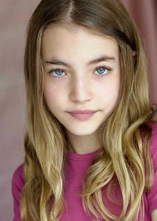 默拉·贝努瓦 Merah Benoit照片