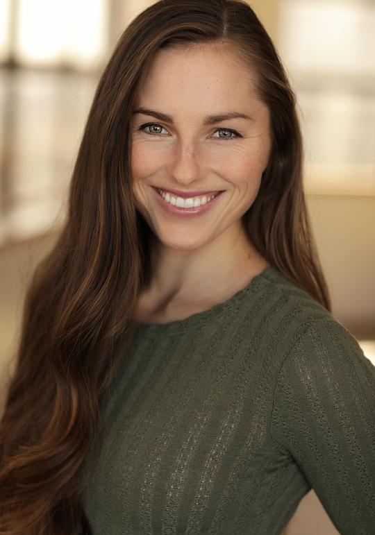 莉莉·哈里斯 Lily Harris照片