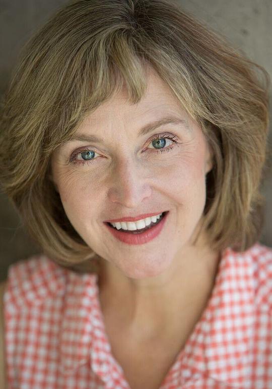 凯瑟琳·豪恩 Catherine Haun照片