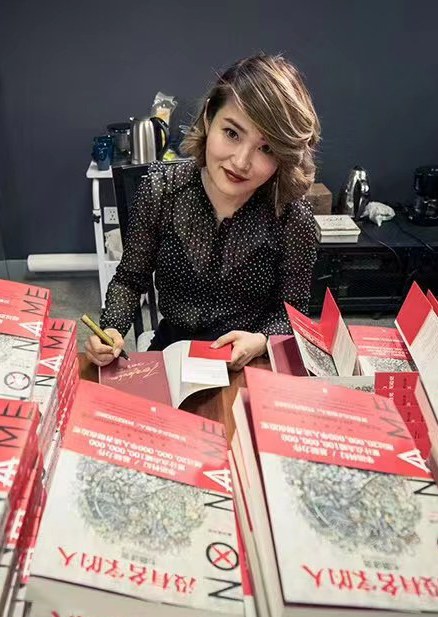 狐狸狐狸蜜蜂 FOXFOXBEE照片