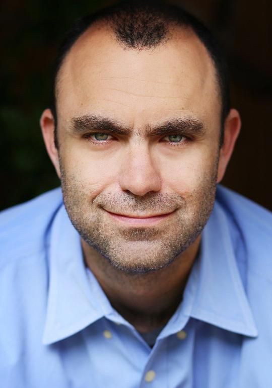 艾伦·伊莱·考雷特 Aron Eli Coleite照片